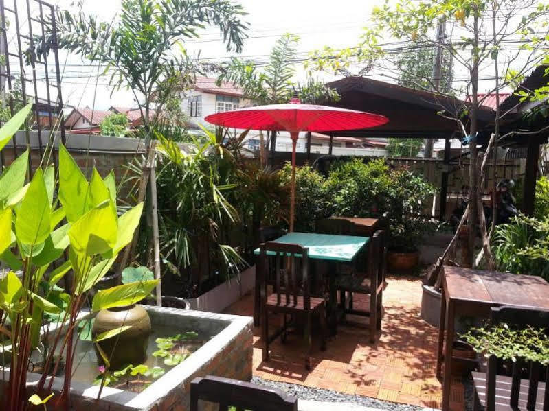 The Outside Inn Ubon Ratchathani Zewnętrze zdjęcie